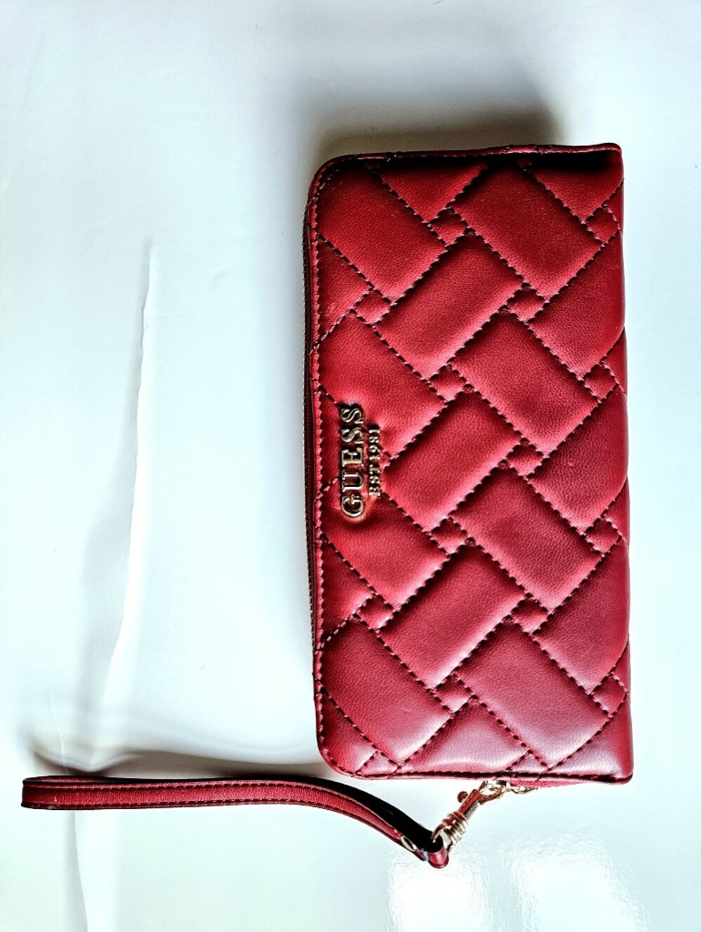 GUESS Quilted Red Wristlet Wallet❤️